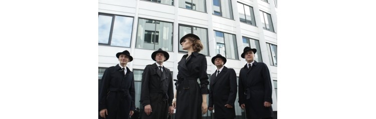 ИСТОРИИ ИЗ ПАРИЖА НА ТЕПЛОЙ КРЫШЕ  Концерт Elena et les garons (2025-11-01)