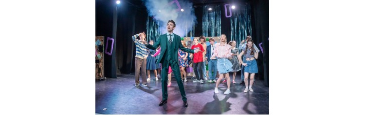 Мюзикл Лак для волос 9 (2025-12-07)