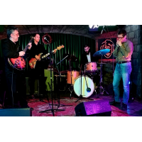 Bluestones Band (2026-06-05)